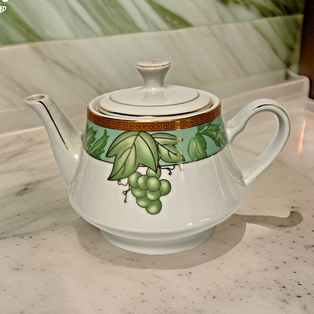 Teapot Casati Germany Fine Porcelain 4 inches tall